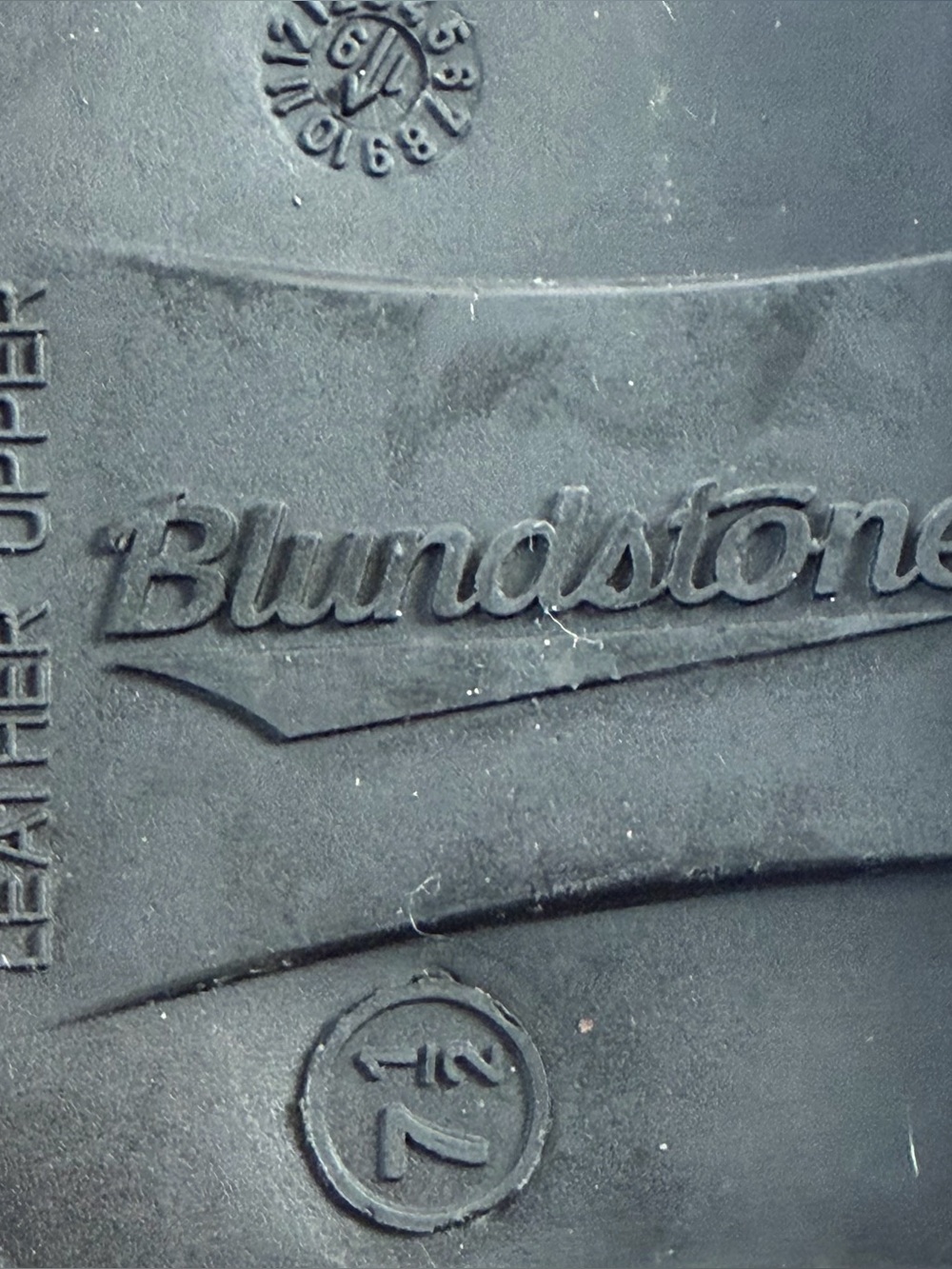 Blundstone Men's Black Leather Chukka Chelsea Boots - Picture 9 of 10